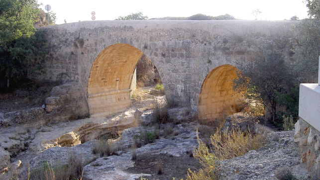 Pont del Olivar sobre el río Cenia. Imagen cedida por la mancomunidad de la Taula del Sénia. 