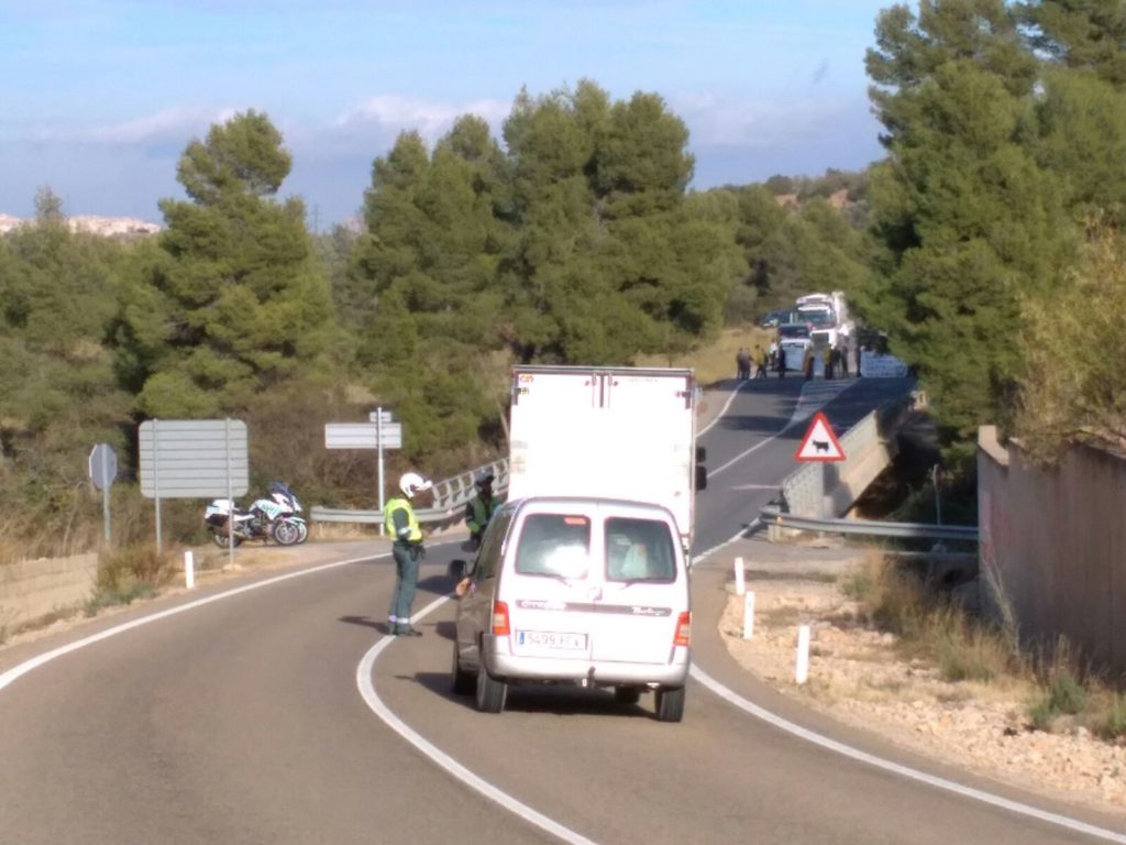 arnes corte carretera valderrobres cretas