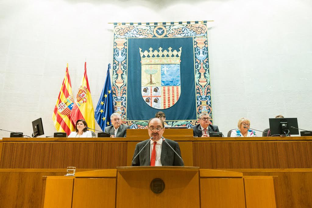 Javier Lambán genera una polémica artificial con la cooficialidad del aragonés y el catalán