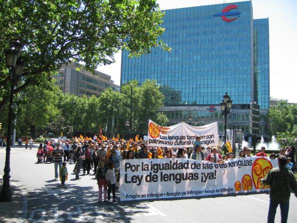 MANI LLEI DE LLENGÜES A SARAGOSSA