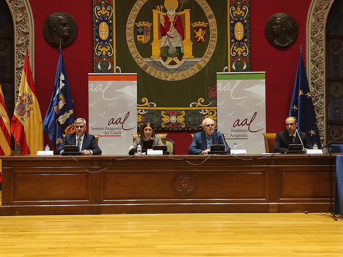 acto de toma de posesión de presidencia de la Academia Aragonesa de la Lengua en el Paraninfo