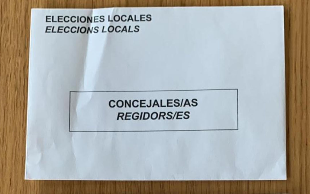 Sobre impreso en castellano y en catalán./Luis Rajadell, Heraldo de Aragón.