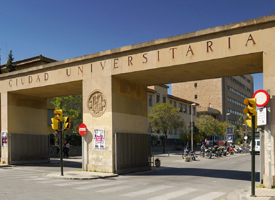 Profesorado de la Universidad de Zaragoza se rebela ante la afirmación de Azcón asegurando que “en Aragón no se habla catalán”